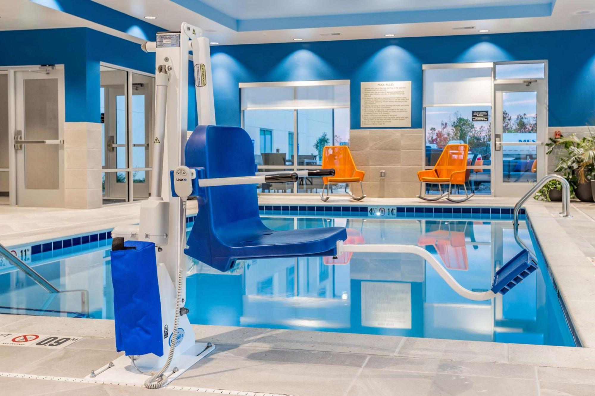 Hampton Inn Bedford In, In Eksteriør bilde